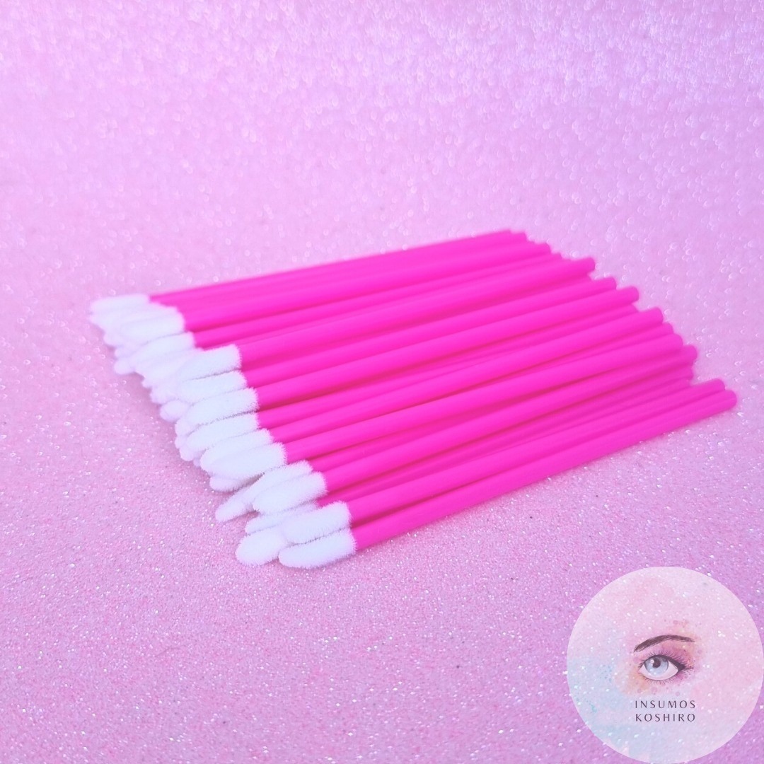 Lipbrush
